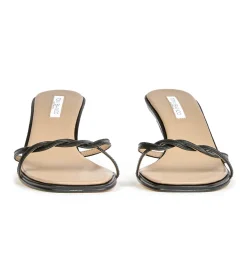 Amelia Black Vintage