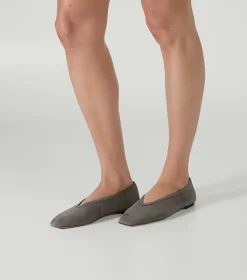 Bianca Cemento Suede