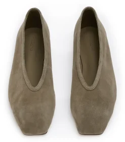 Bianca Cemento Suede