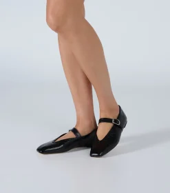 Bobbi Black Crinkle