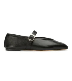 Bobbi Black Venice