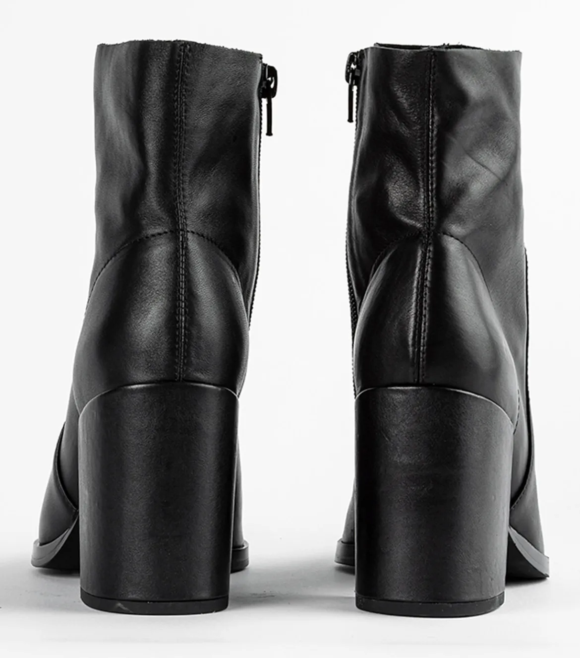 Brazen Black Luxe