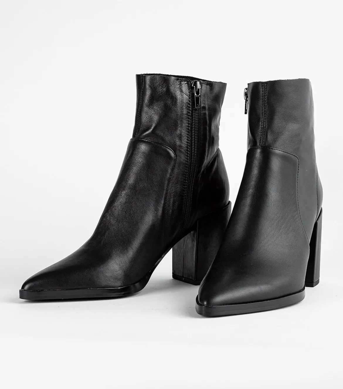 Brazen Black Luxe