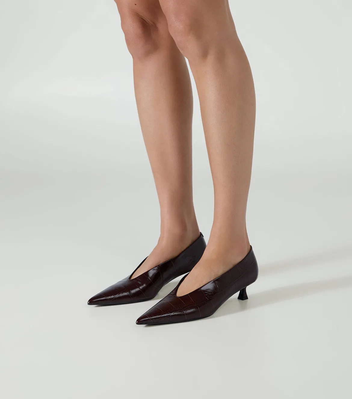 Cherry Vino Croco