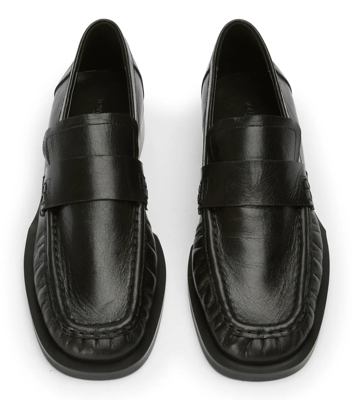 Grand Black Vintage