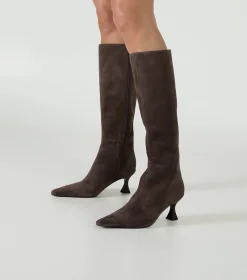 Jaq Espresso Suede