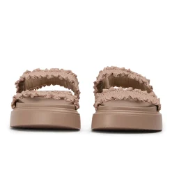 Jerry Bisque Ruffle