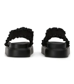 Jerry Black Ruffle