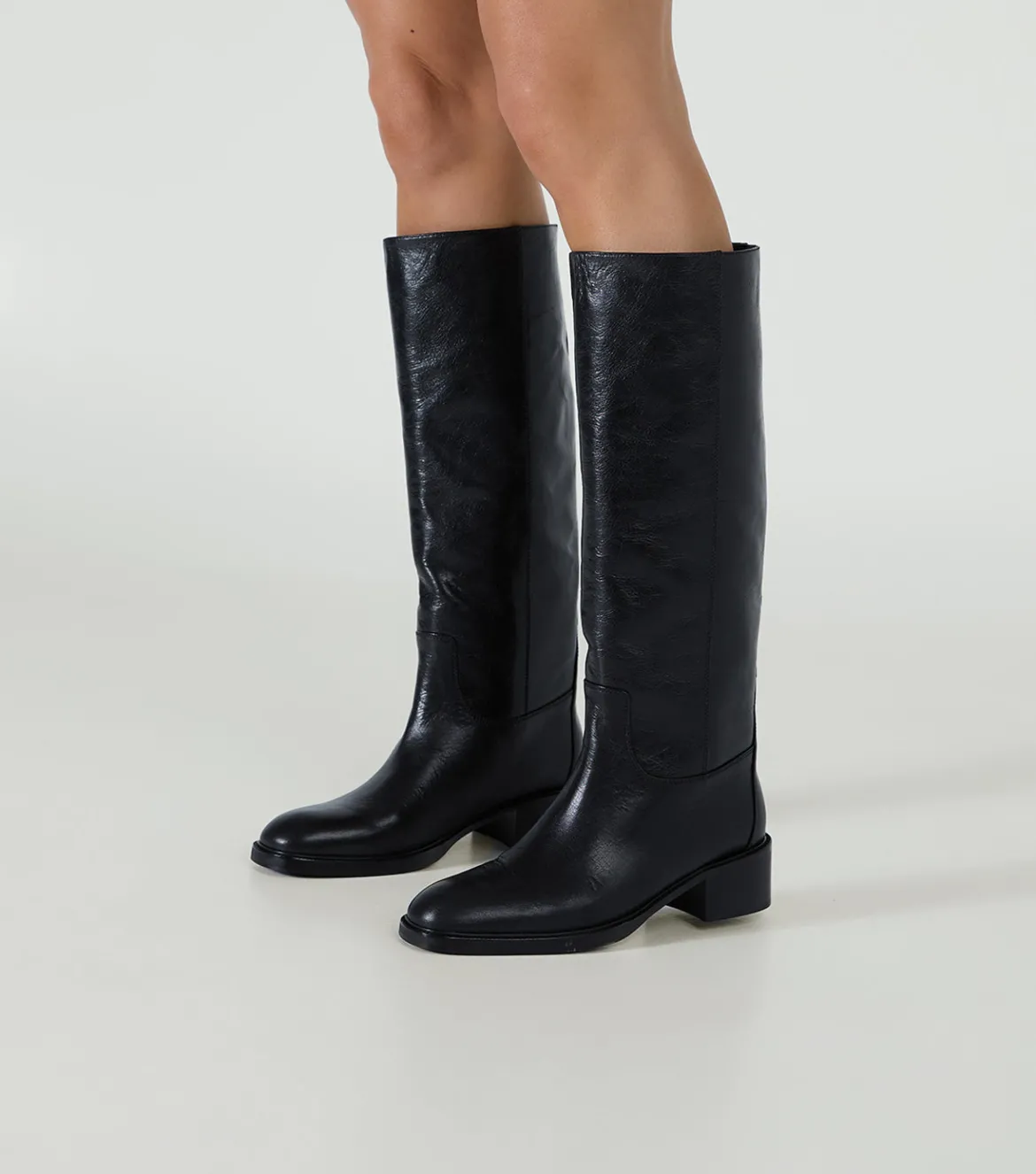 Jordyn Black Vintage