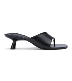 Kruz Black Vintage