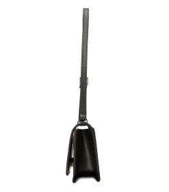 Lizzie Black Smooth