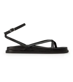 Lucie Black Nappa
