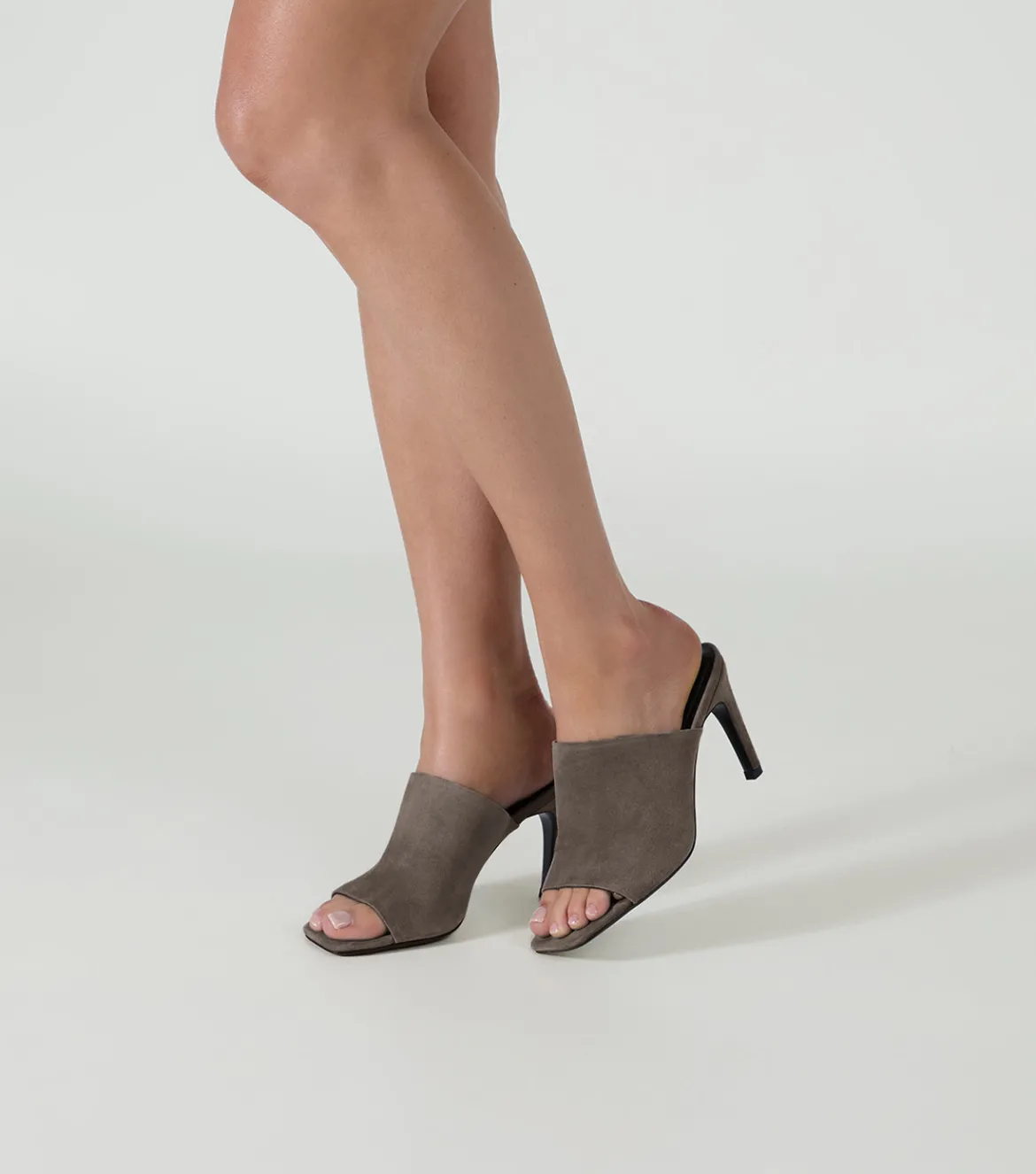 Mustang Ashen Suede