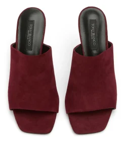 Mustang Vino Suede