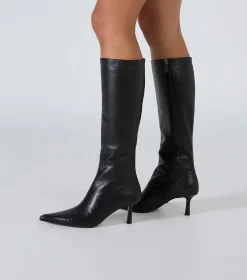 Quest Black Venice