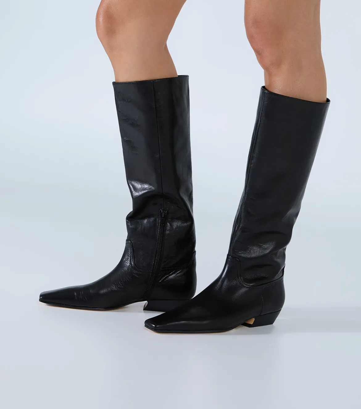 Ripley Black Vintage