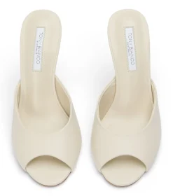 Sandra Dove Nappa