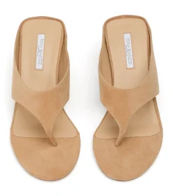 Swift Wheat Suede